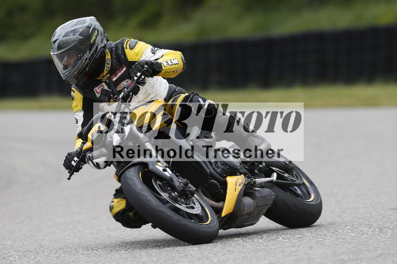 /Archiv-2025/08 20.04.2025 Speer Racing ADR/Gruppe gruen/228